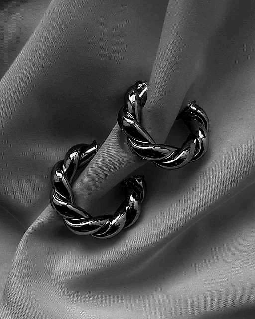 Textured Chunky Gold Hoop Earrings