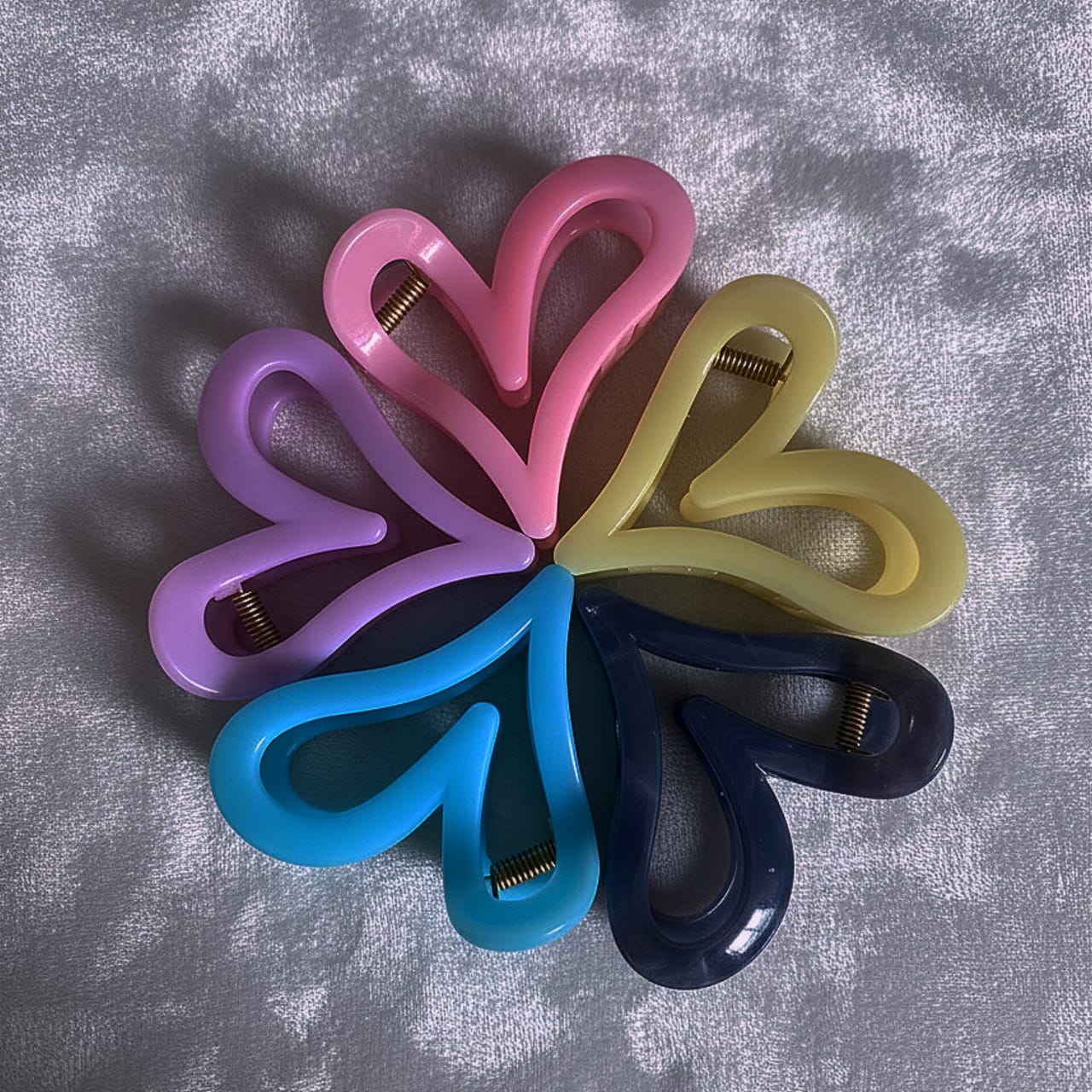 Heart Hair Catcher Clips – Set of 5