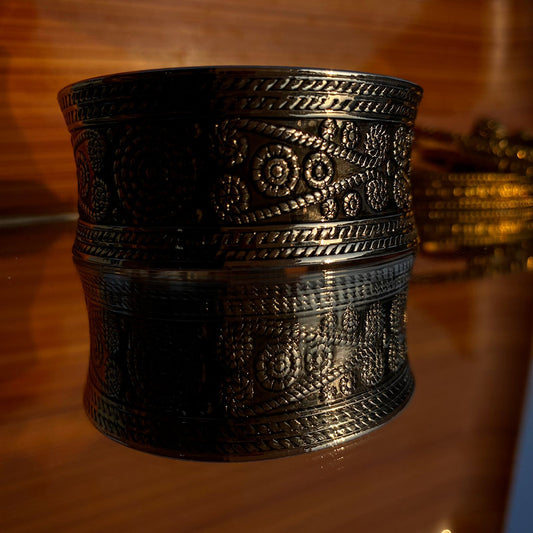 oxidized silver-style Karra